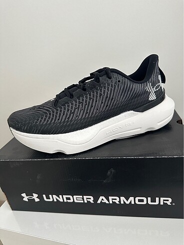 Diğer UNDER ARMOUR İNFİNİTY PRO 44