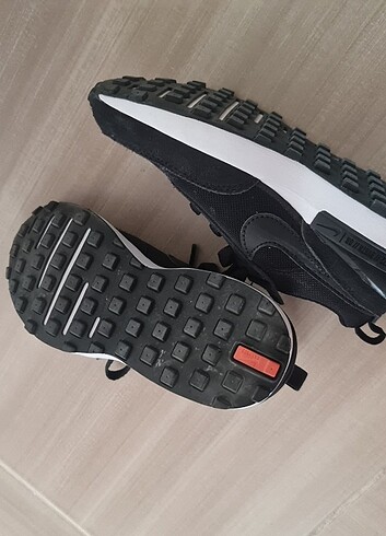 Nike Erkek çocuk ayakkabi 29.5 orijinal