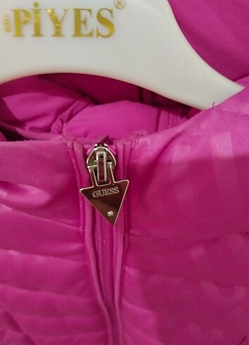13-14 Yaş Beden Guess mont