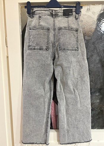 Gri Batik Desenli Düğmeli Kadın Jean - Görsel 2