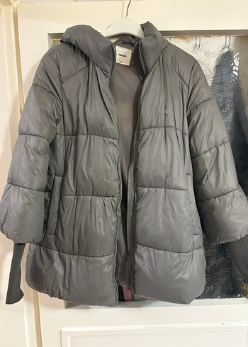 Gri Yüksek Yakalı Kadın Kışlık Mont - Görsel 2