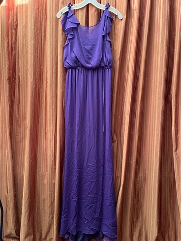 xs Beden Oleg Cassini gece elbisesi