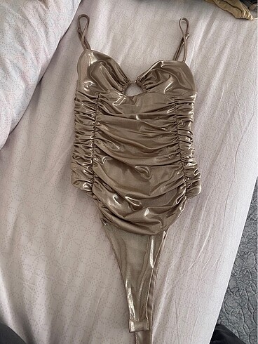 Zara Dekolteli Body