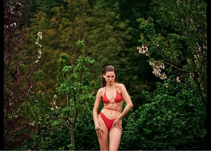 s Beden kırmızı Renk iamnotbasic Kırmızı Bikini Takımı ????