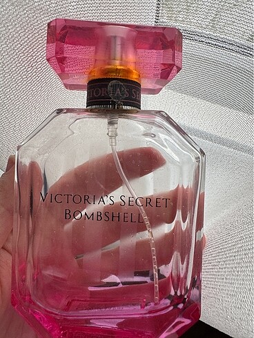 Victoria? s Secret Bomshell