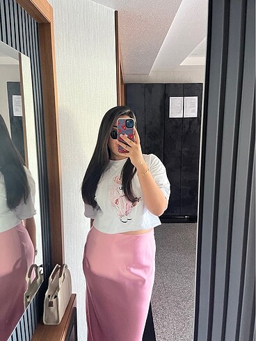 Zara pembe saten etek ????
