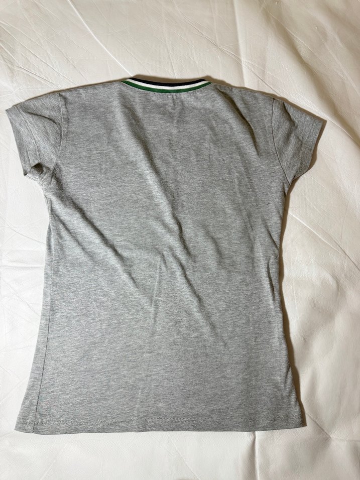 Lacoste V Yaka Gri Tişört  - Görsel 5