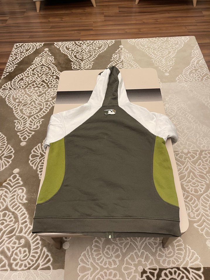 new york hırka - Görsel 2