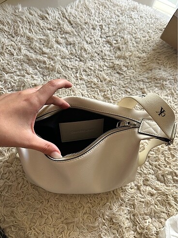  Beden beyaz Renk Calvin klein ÇANTA