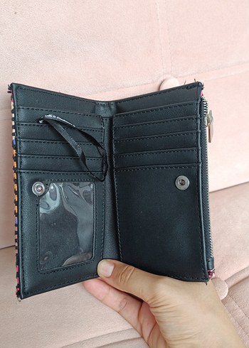  Beden Stradivarius Renkli Hasır Örgü Cüzdan