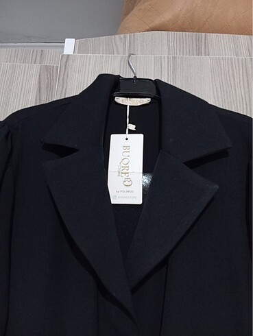 Siyah ipliklikli trençkot - Görsel 2