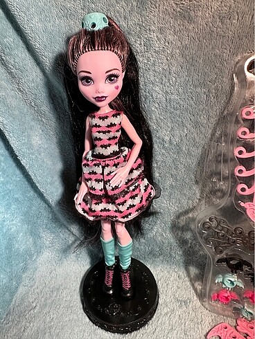  Beden Renk Monster High Party Hair Draculaura dvh36