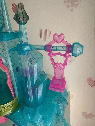 Beden Renk MyLittlePony Kristal İmparatorluk Şatosu