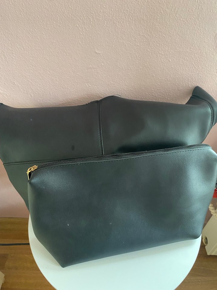 Minimalist Siyah Deri Kadın Çanta - Görsel 4