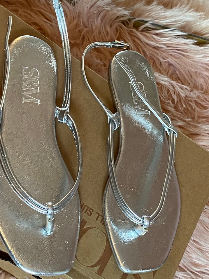 Gümüş Metal Tokalı İnce Topuklu Kadın Sandalet - Görsel 2