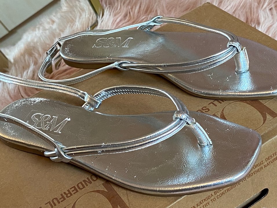 Gümüş Metal Tokalı İnce Topuklu Kadın Sandalet - Görsel 3