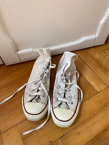 Converse beyaz ayakkabı