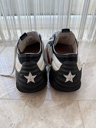 Converse Converse Run Star Motion