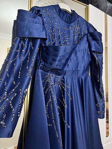 Diğer Prenses model saten abiye