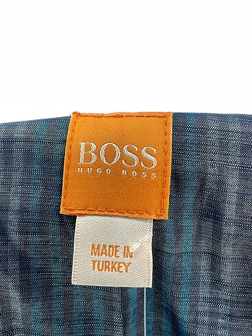 38 Beden çeşitli Renk Hugo Boss Deri Ceket %70 İndirimli.