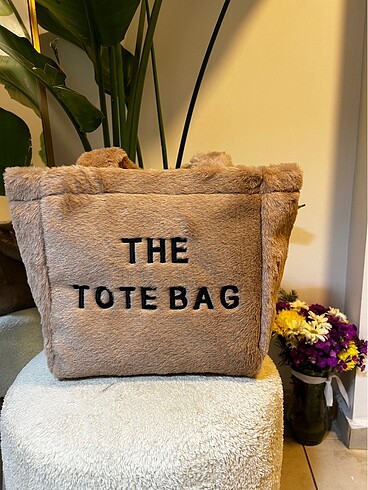 The tote bağ peluş çanta
