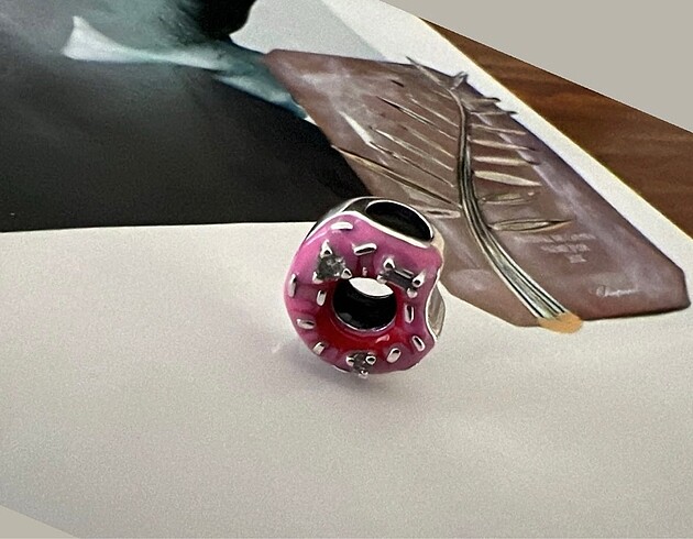 Donat Charm