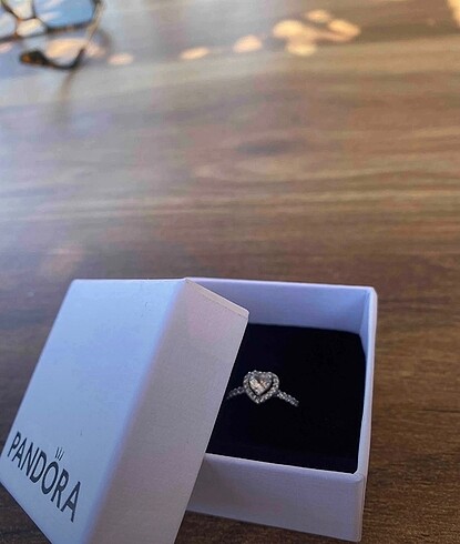 Zara Pandora yüzük