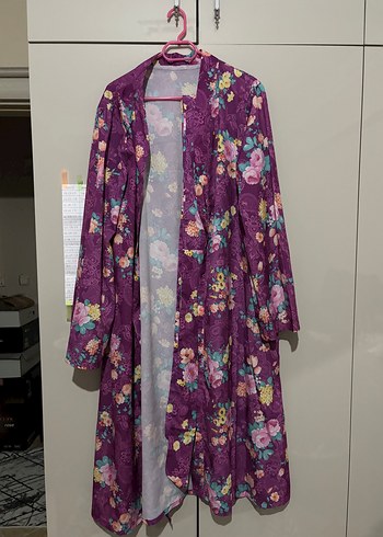 Uzun Mor Bağlama Desenli Kadın Kimono