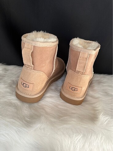 39 Beden Ugg bot