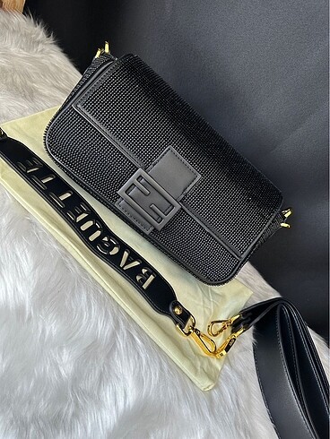 Fendi çanta