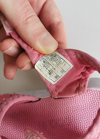 23 Beden pembe Renk Vicco sandalet 23 numara