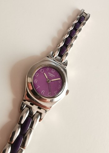 Swatch Swatch Kadın Mor Zincir Detaylı Kol Saati