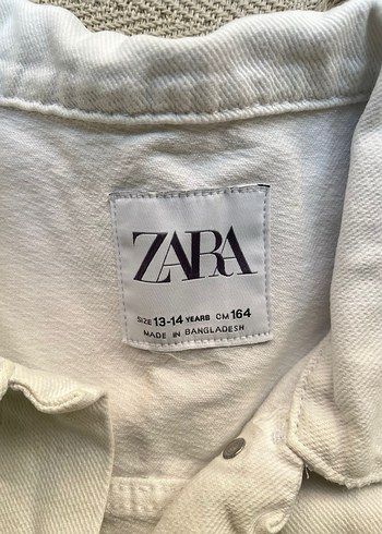 Zara Beyaz Pamuklu Düğmeli Denim Ceket - Görsel 2