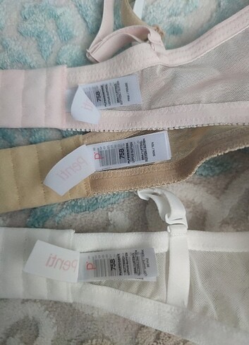 s Beden ten rengi Renk Penti Butterfly - Pudra -Ten 75 B Lotus