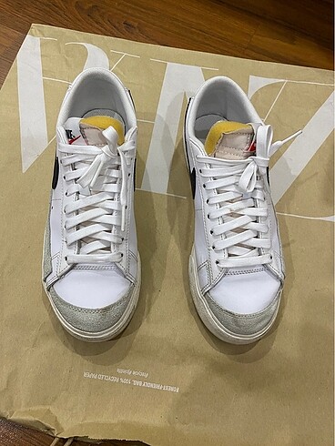 Nike blazer