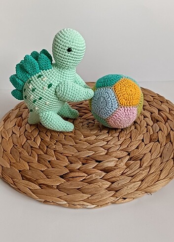  Amigurumi dinozor 