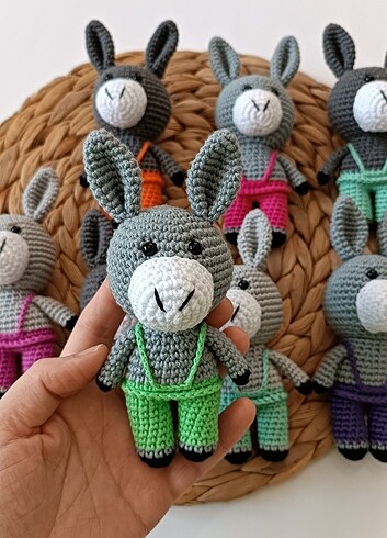 Beden Amigurumi eşek anahtarlık