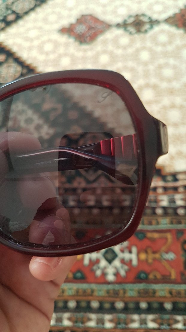 Koyu Kırmızı Tokalı Kadın Gözlüğü - Görsel 4