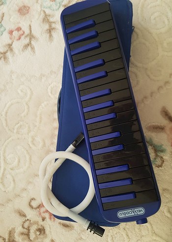 Mavi Melodika 32 Tuşlu Müzik Aleti