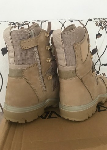 VANEDA MARKA ÇÖL BOTU SU VE SOĞUK GEÇİRMEZ FERMUARLI 42 NUMARA - Görsel 3