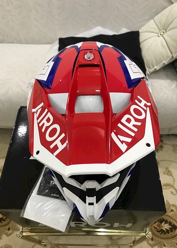 AİROH TWIST 3 RED KROSS KASKI SIFIR ETİKETLİ L BEDEN - Görsel 7