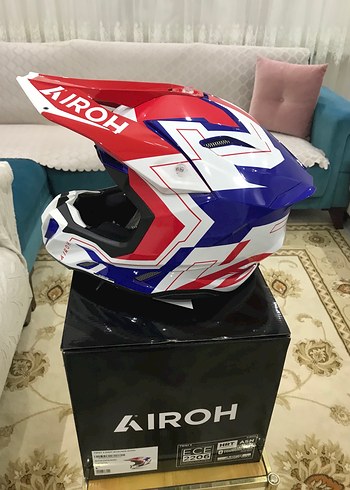 AİROH TWIST 3 RED KROSS KASKI SIFIR ETİKETLİ L BEDEN - Görsel 12