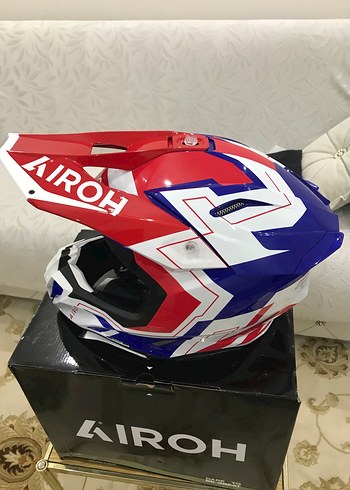 AİROH TWIST 3 RED KROSS KASKI SIFIR ETİKETLİ L BEDEN - Görsel 8