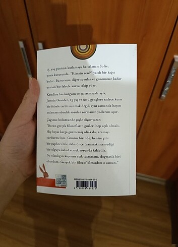Sophienin dünyası 