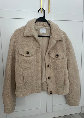 Bershka Mont