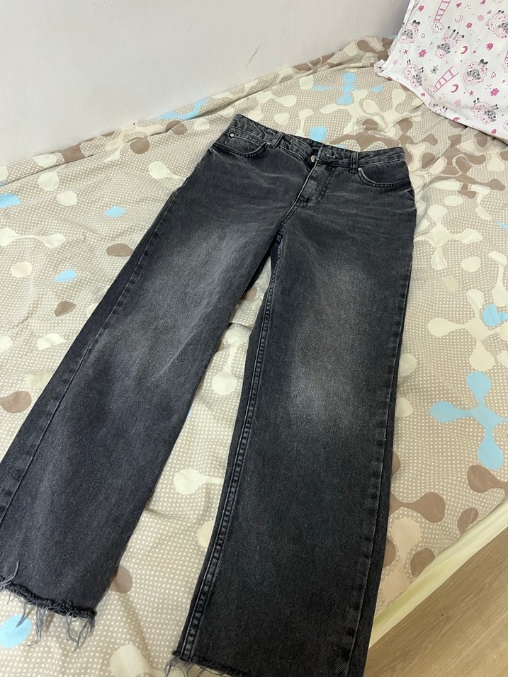 Gri Düğmeli Rahat Kesim Kadın Jean - Görsel 2