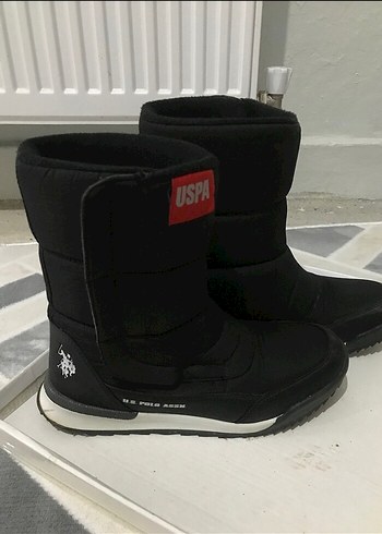 U.S. Polo Assn. Siyah Kadın Bot Velcro açıklamayı okuyunuz. - Görsel 2