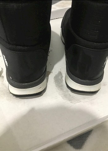 U.S. Polo Assn. Siyah Kadın Bot Velcro açıklamayı okuyunuz. - Görsel 4