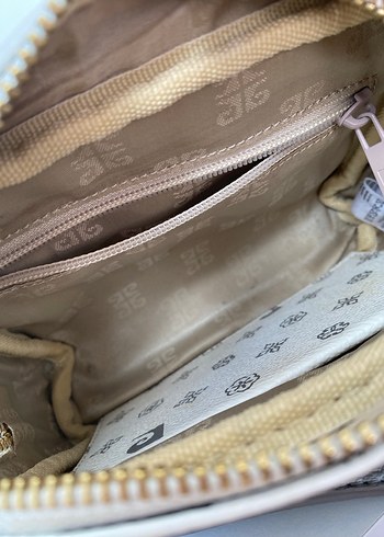 Beyaz Baskılı Deri Kadın Çanta - Görsel 6