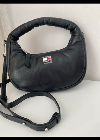 Tommy Hilfiger Mini Siyah Deri Hobo Çanta - Görsel 2